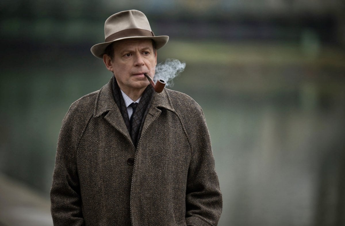 maigret 8211 l amore e la morte recensione una variazione del personaggio senza troppi fronzoli da Movieplayer.it maigret 8211 l amore e la morte recensione una variazione del personaggio senza troppi fronzoli