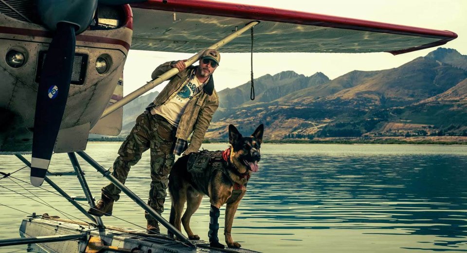Brad Pitt E Il Cane In Heart Of The Beast
