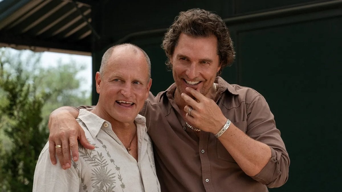 brothers recensione matthew mcconaughey e woody harrelson e una sitcom sul concetto di fratellanza da Movieplayer.it brothers recensione matthew mcconaughey e woody harrelson e una sitcom sul concetto di fratellanza