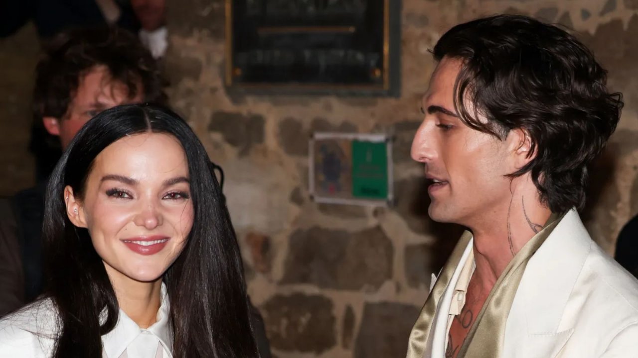 Dove Cameron e Damiano David si sono sposati in Toscana: le foto delle nozze a Montalcino