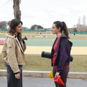 Federica Pagliaroli e Chiara Bordi in una scena di Tutto l'amore che resta