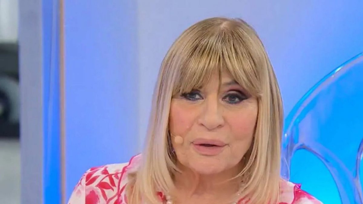uomini e donne anticipazioni gemma chiude con fabio una coppia verso l8217uscita dal programma da Movieplayer.it uomini e donne anticipazioni gemma chiude con fabio una coppia verso l8217uscita dal programma