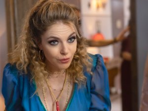 Claudia Gerini è la Maga Cecilia