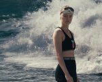La ragazza del mare: su Rai 2 il film sulla vera storia di Gertrude Ederle, la “regina delle onde”