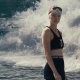 La ragazza del mare: su Rai 2 il film sulla vera storia di Gertrude Ederle, la “regina delle onde”