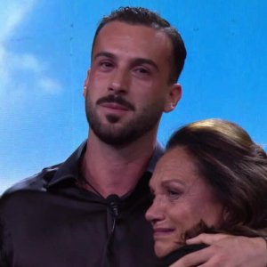 Andreas incontra sua madre