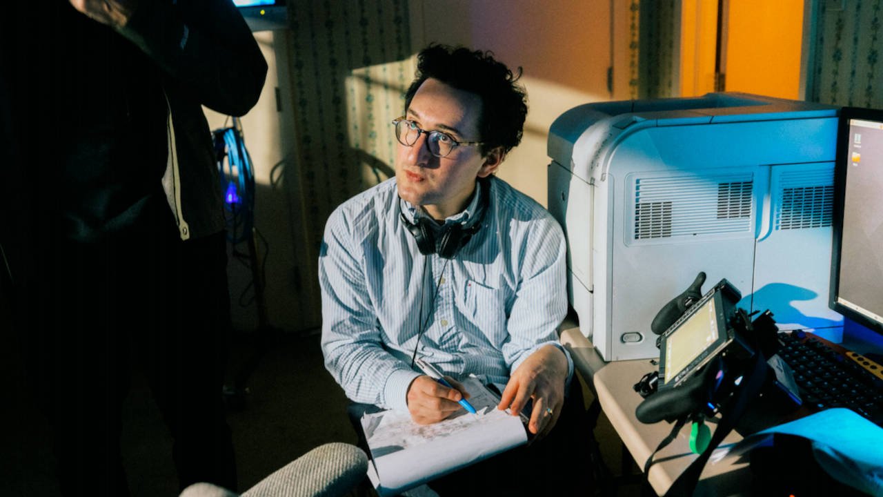 Lance Oppenheim sul set di Primetime