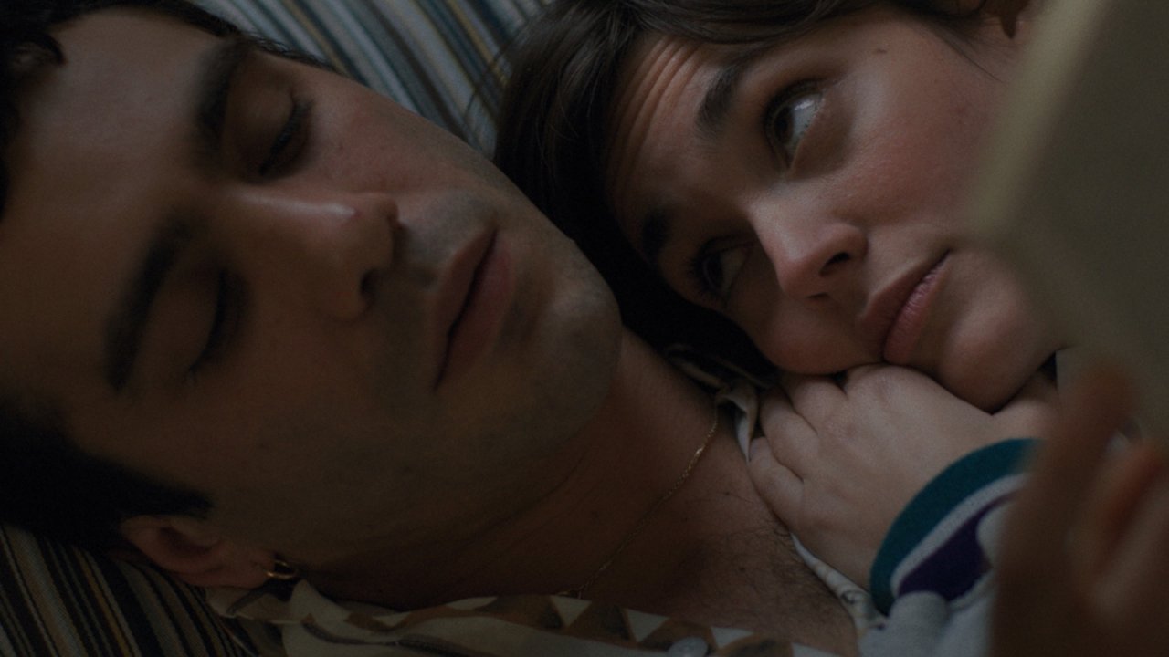 È un mondo difficile: una clip esclusiva del film con Elena Funari, prodotto con Rai Cinema