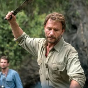 Thomas Kretschmann nei panni della guida Karl Ruprechter nel film Jungle
