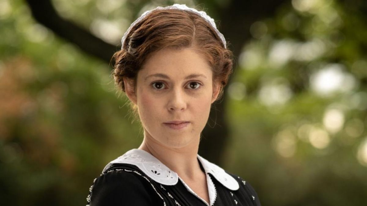 la promessa anticipazioni 7 ottobre curro rischia tutto per angela maria ha un malore da Movieplayer.it la promessa anticipazioni 7 ottobre curro rischia tutto per angela maria ha un malore