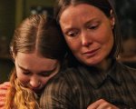 Carrie: persecuzioni online e traumi familiari. Summer H. Howell e Samantha Sloyan raccontano la serie