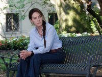 I casi di Teresa Battaglia - Figlia della cenere, recensione: Elena Sofia Ricci torna in una caccia spietata