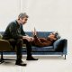 Terapia creativa, recensione: una divertente commedia nera