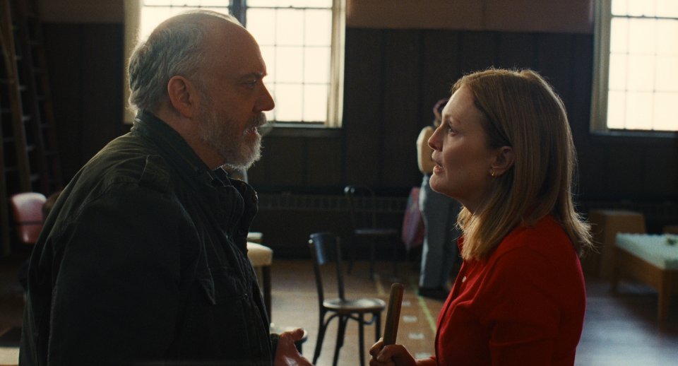 The Debut Moore Giamatti Scena Film