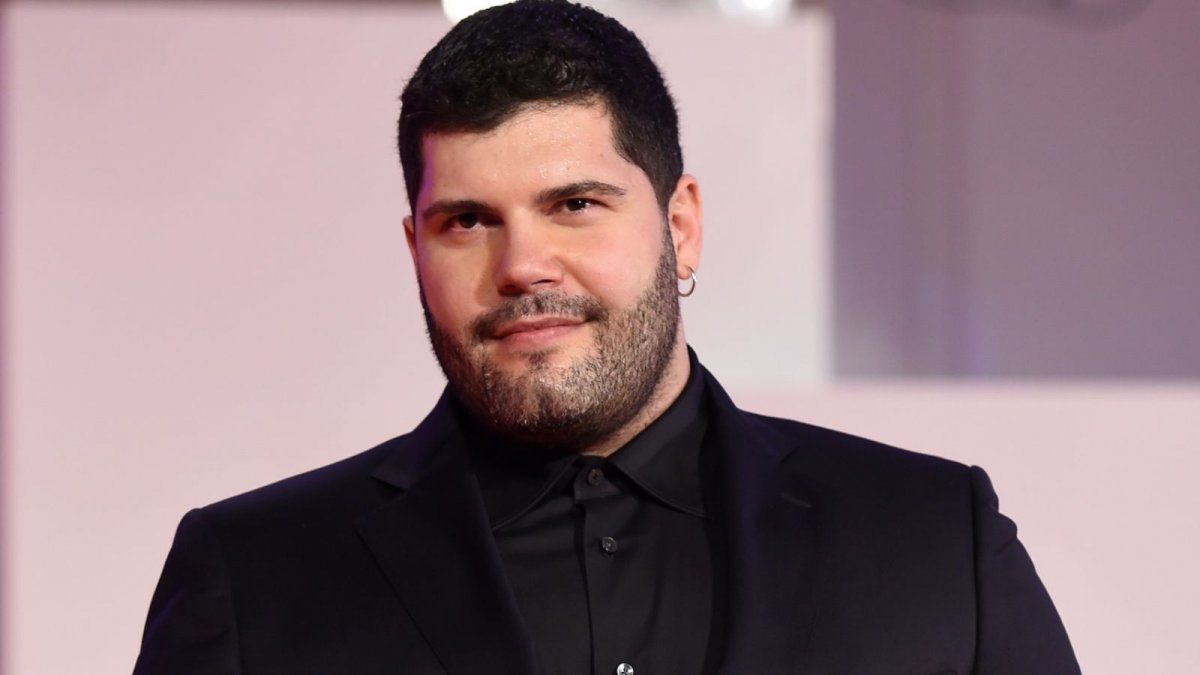 lo sfogo di salvatore esposito sulle proteste cosa cao deve succedere perch233 la politica faccia qualcosa da Movieplayer.it lo sfogo di salvatore esposito sulle proteste cosa cao deve succedere perch233 la politica faccia qualcosa