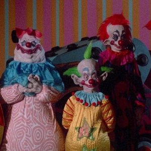 Killer Klowns from Other Space: i clown alieni in una scena