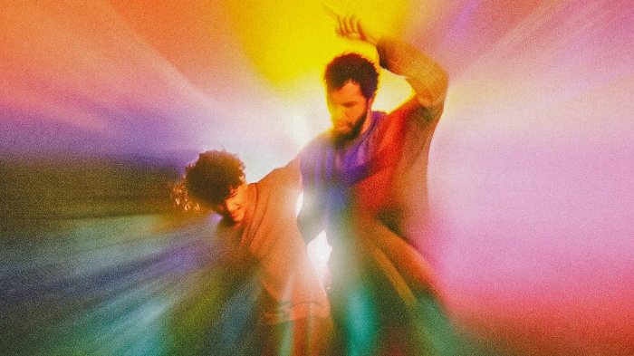 Club Kid, la recensione: Jordan Firstman tra caos queer e paternità inaspettata