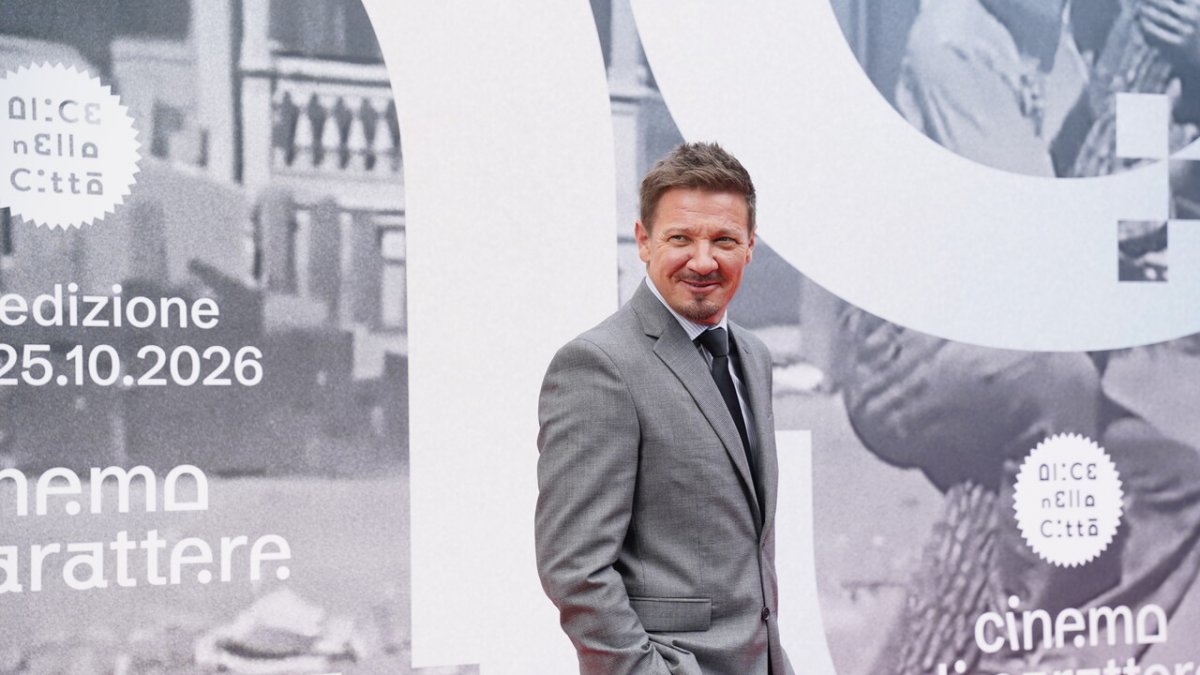 jeremy renner ad alice nella citt224 non sono un supereroe la finzione mi ha salvato la vita da Movieplayer.it jeremy renner ad alice nella citt224 non sono un supereroe la finzione mi ha salvato la vita