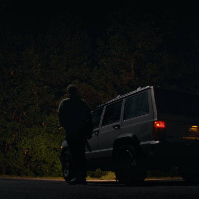 It ends: una scena notturna del film