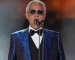 Grande Fratello Vip, Andrea Bocelli sulla battuta di Roncaccia: “Una piccola caduta di stile”