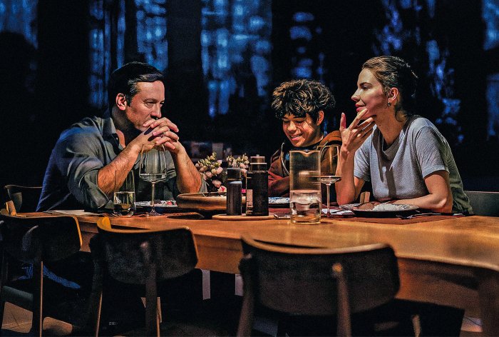Minotaur, recensione: un noir dei sentimenti nella Russia di Putin